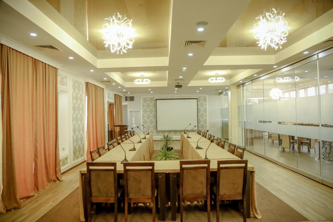 Hotel King David The Builder Kutaisi Dış mekan fotoğraf